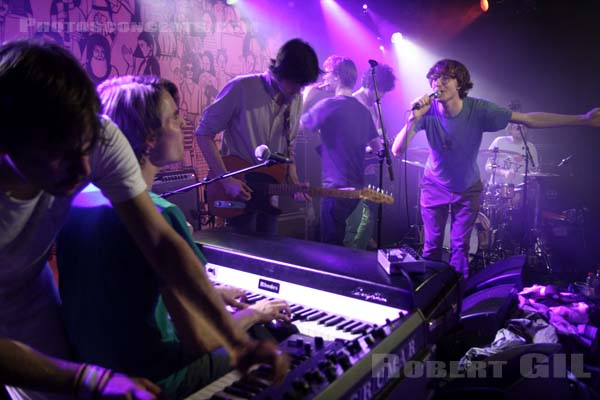 THE WHITEST BOY ALIVE - 2009-04-15 - PARIS - La Maroquinerie - 